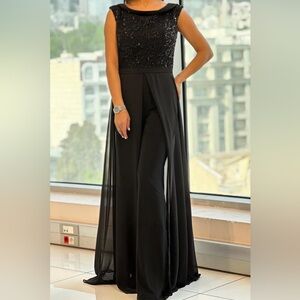 Aubrey & Rose Fontella Crew-Neck Textured-Panel Tulle Jumpsuit in Black